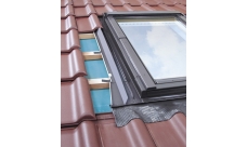 Оклад для профилированных кровельных покрытий FAKRO EZV-А 55х98